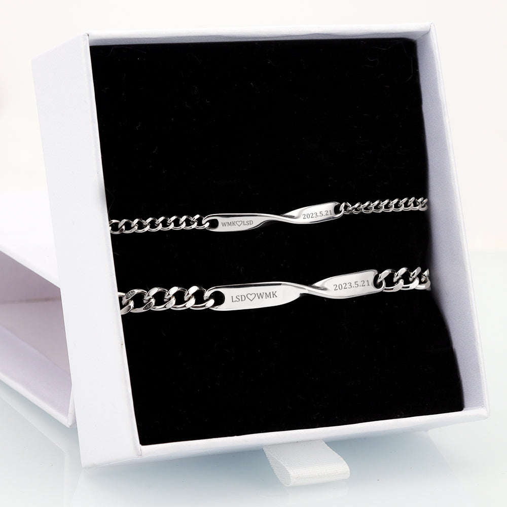Customizable Twist Bracelet